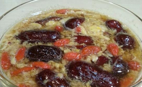 皮肤暗黄推荐8款美容养颜食谱 还你好肤色