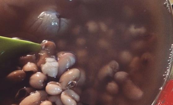 送你7种实用防电脑辐射偏方 可以改善你的肌肤问题