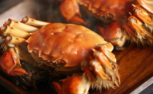 河蟹不洗直接煮熟吃可以吗 蒸河蟹用冷水还是热水下锅