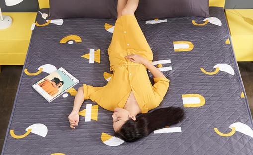 电热毯可以用在乳胶床垫上吗 电热毯用之前要晒吗