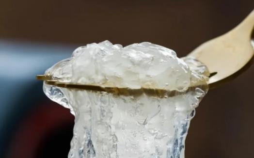 燕窝炖久了会化成水吗 燕窝吃起来什么口感才是真的