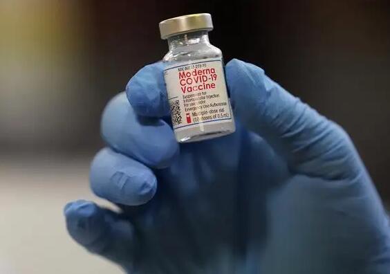 哺乳期可以打新冠疫苗吗(哺乳期可以打新冠疫苗吗对孩子有没有影响)